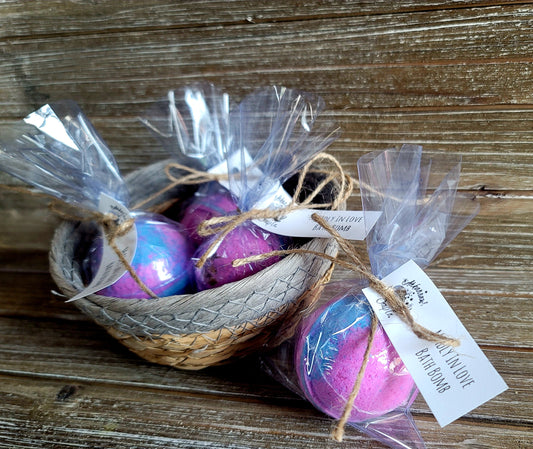 Madly in Love Bath Bomb-3oz