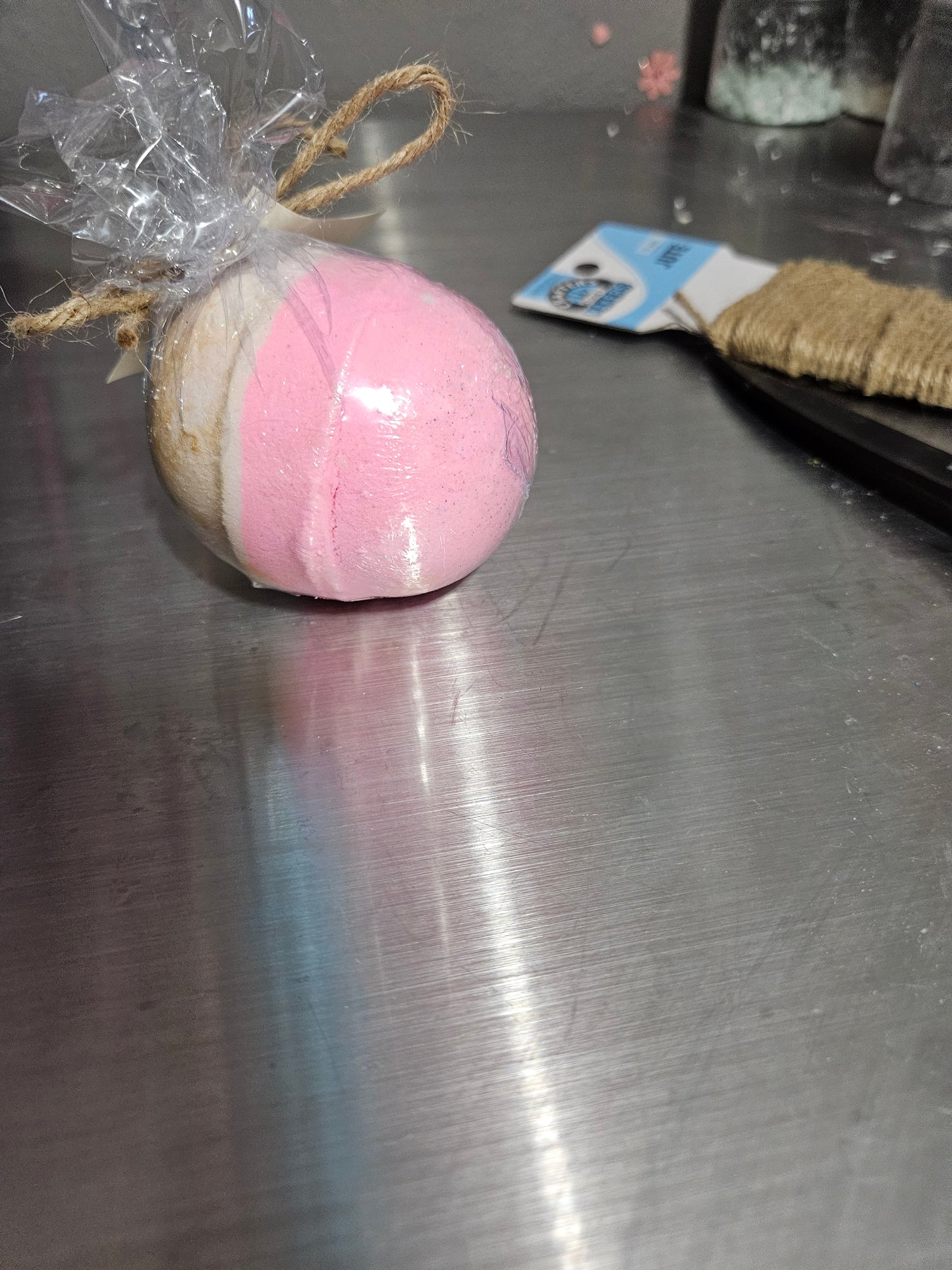 Rose Gold Bath Bomb 5oz